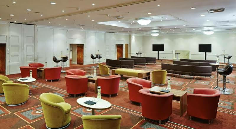 Delta Hotels By Marriott Waltham Abbey Zewnętrze zdjęcie